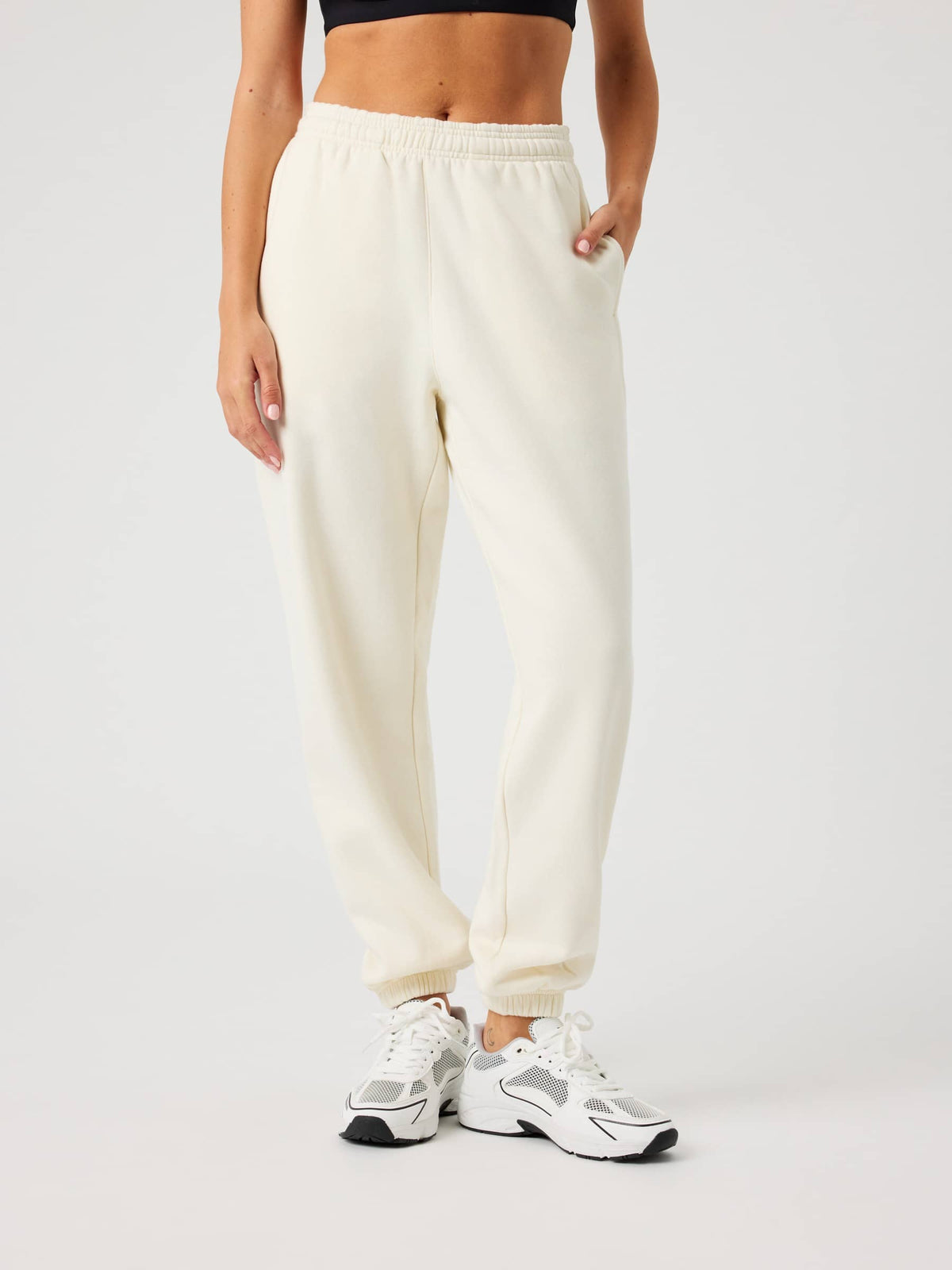 Studio Oversized Sweatpants - Women - Tofu