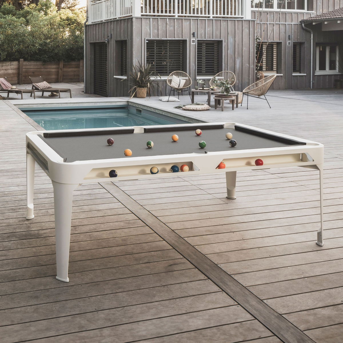 Cornilleau Hyphen Indoor Outdoor Billiard Table - White